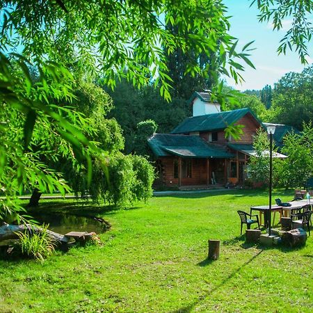 Hostel Meridiano 71 El Bolsón エクステリア 写真